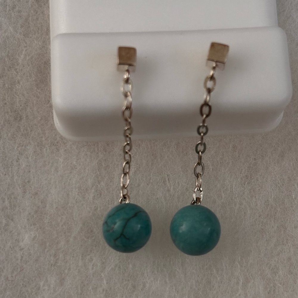 Chic Turquoise Chain Drop Earrings